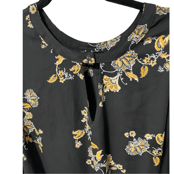 Torrid Marigold Black and Yellow Floral TunicSize 2X - Picture 9 of 12